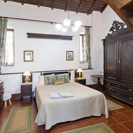 Azenha Da Lagoa Negra Holiday home